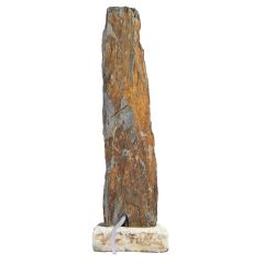 Schiefer Monolithe